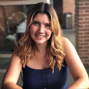 Meet your Posher, Lauren